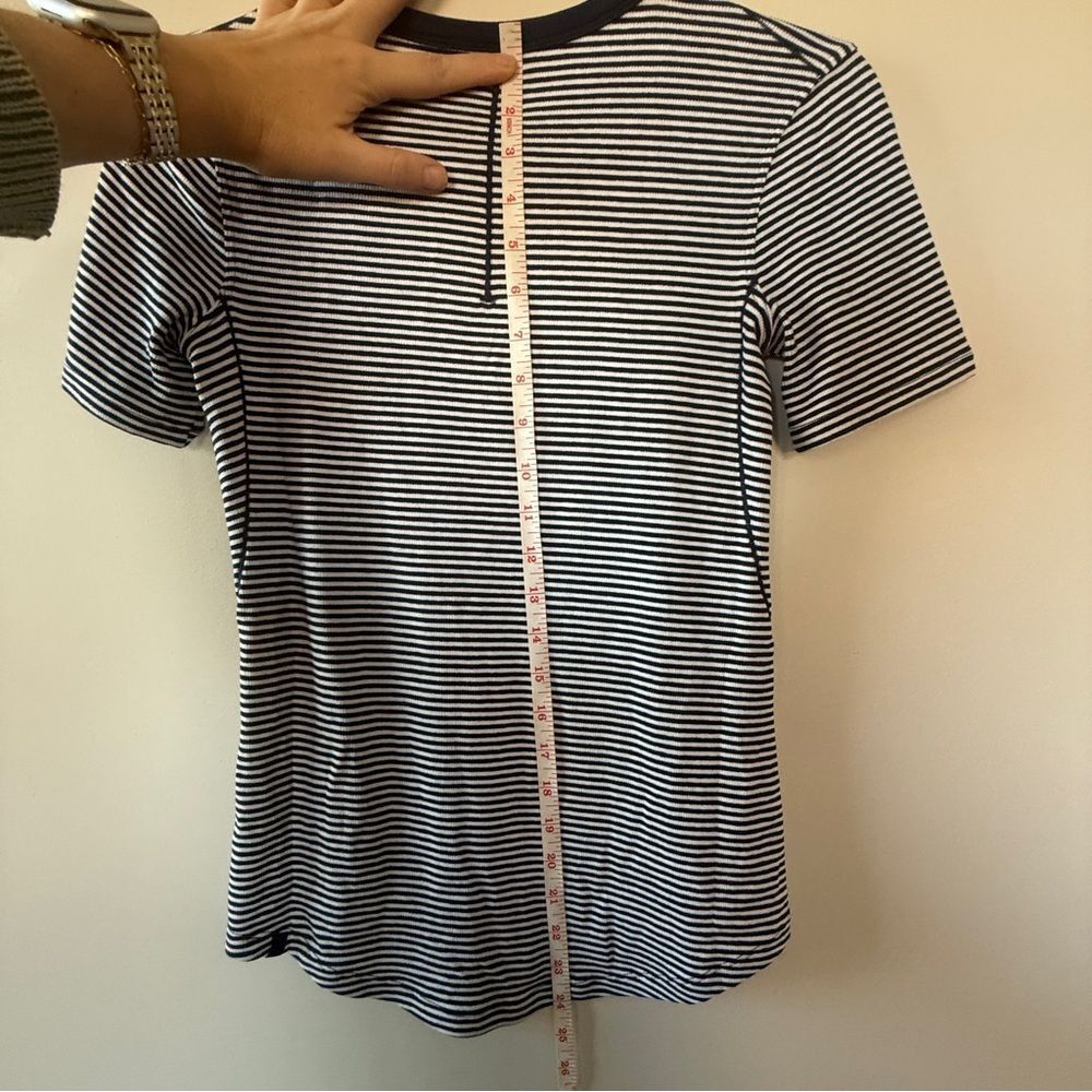 Lululemon Hold Tight Short-Sleeve Striped Shirt with added embroidery - Picture 9 of 10